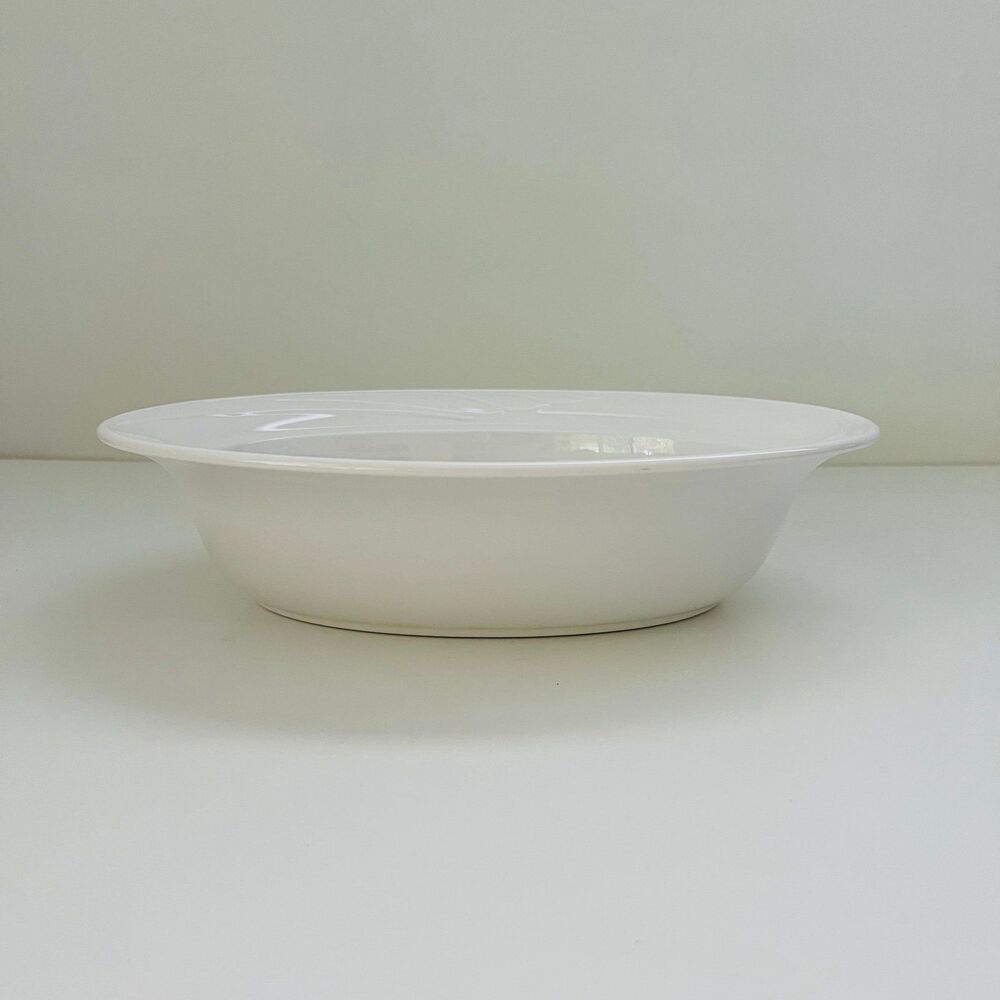 CORNINGWARE Casual Elegance White Flora Oval Casserole Serving Dish